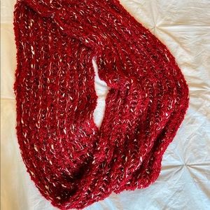Altrd state scarf